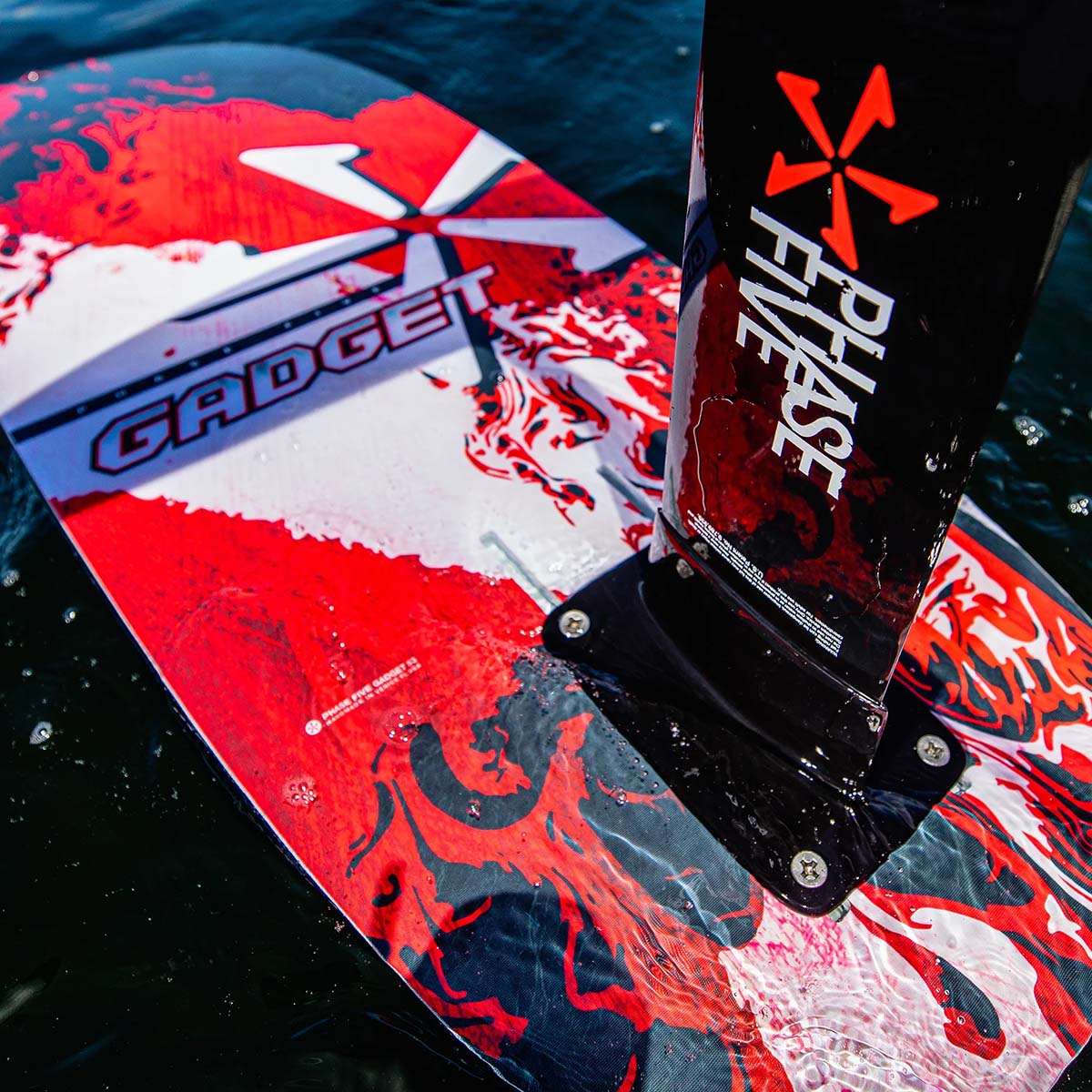 Phase 5 Gadget w/ Nova V2 Wake Foil Package 2024