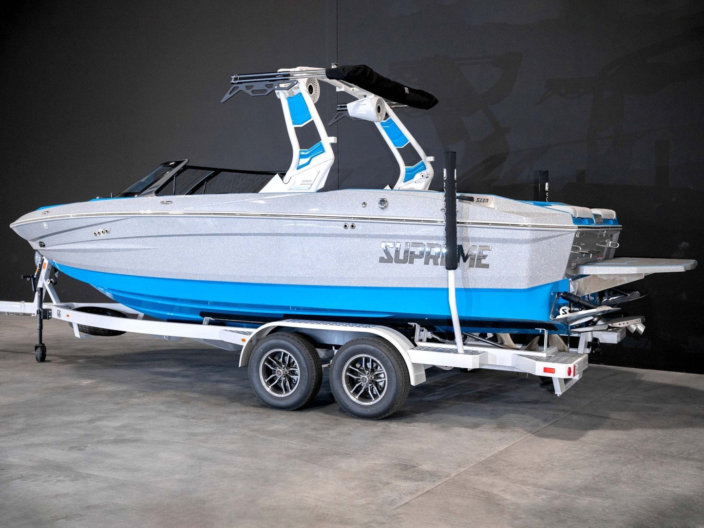 2024 Supreme S220 - Silver Flake / Electric Blue - BoardCo