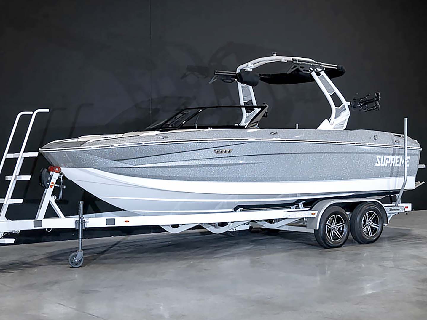 2024 Supreme S220 Silver Flake / White - BoardCo