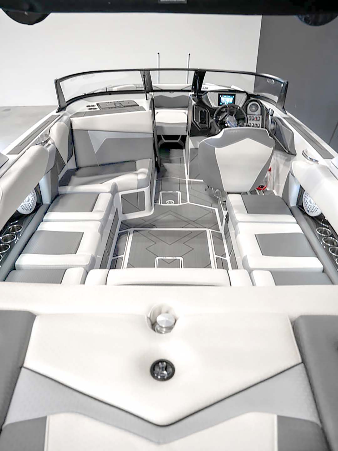 2024 Supreme S220 Silver Flake / White - BoardCo