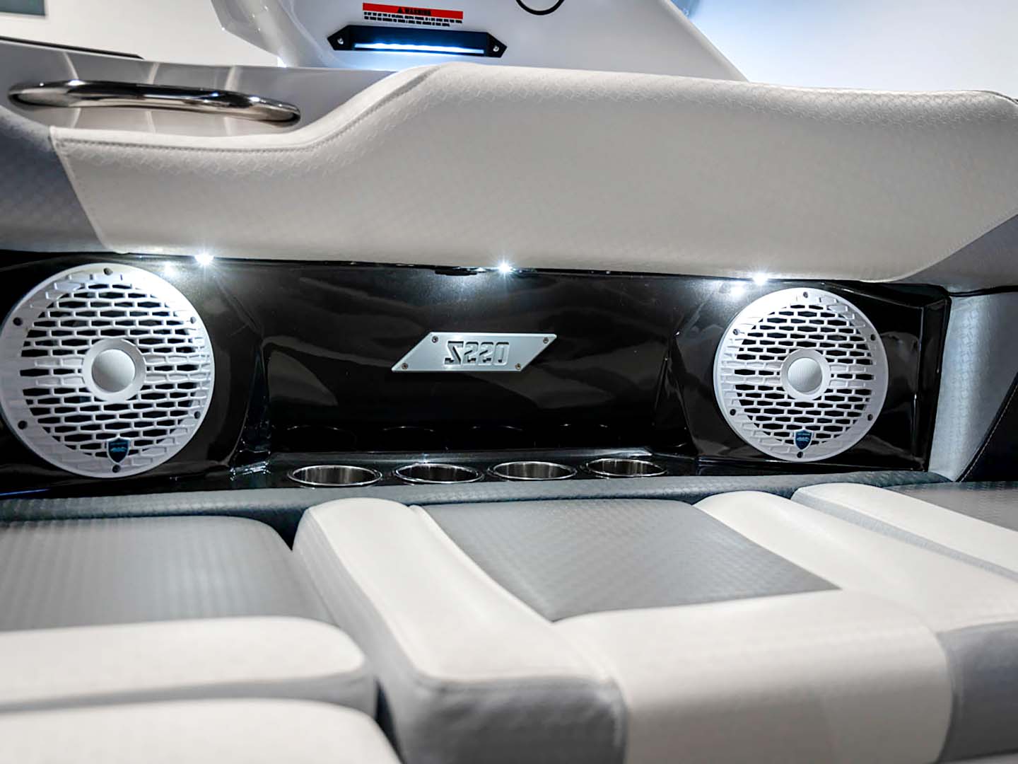 2024 Supreme S220 Silver Flake / White - BoardCo