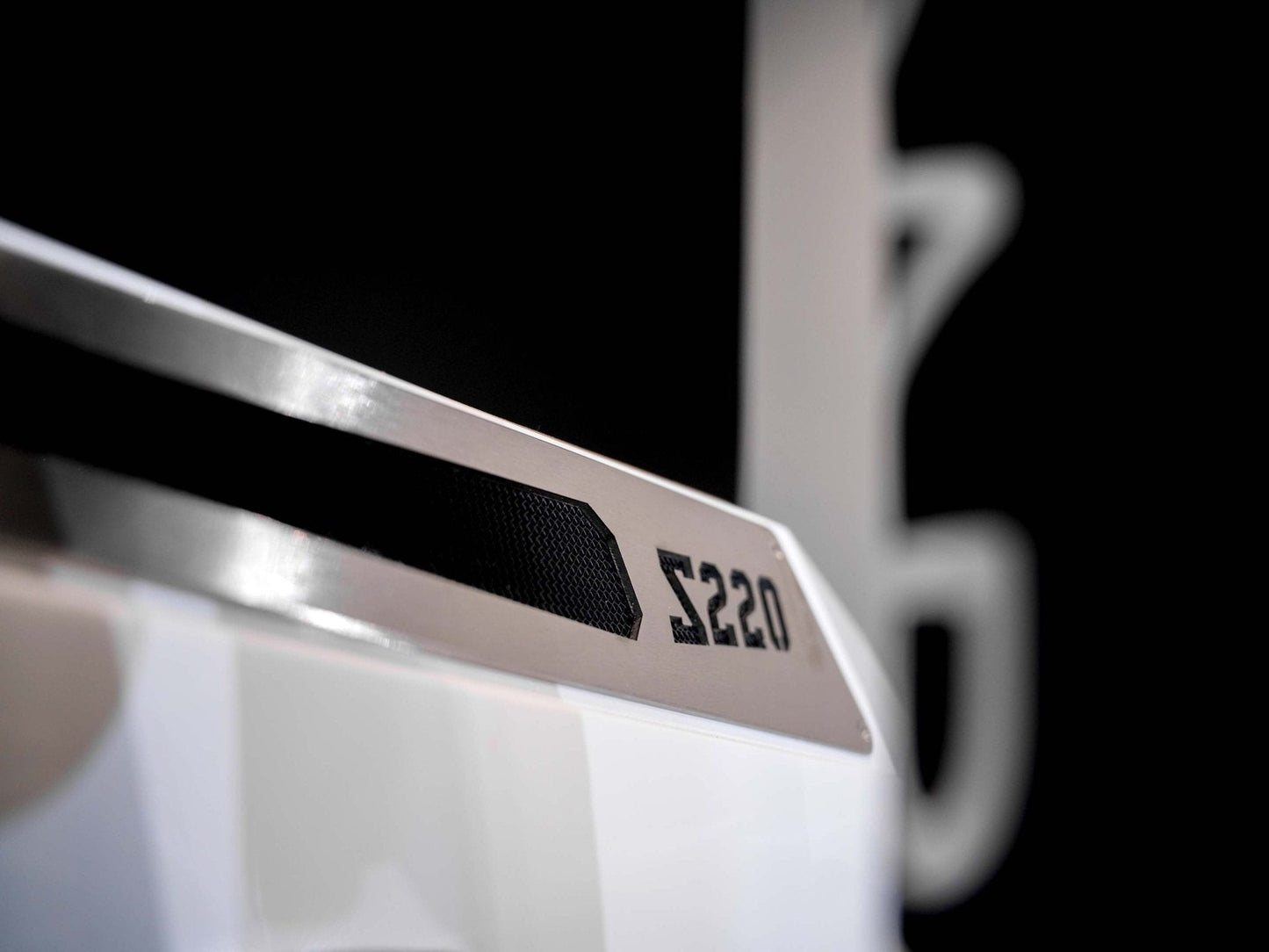 2024 Supreme S220 - White Frost / Charcoal - BoardCo