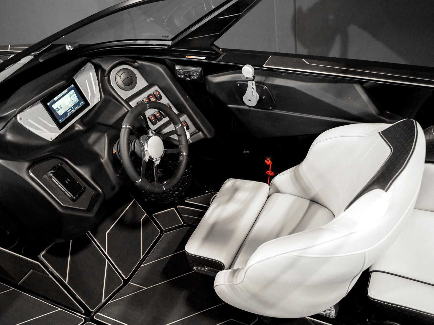 2024 Supreme S240 - Onyx Black / Bahama Blue Flake - BoardCo Boats