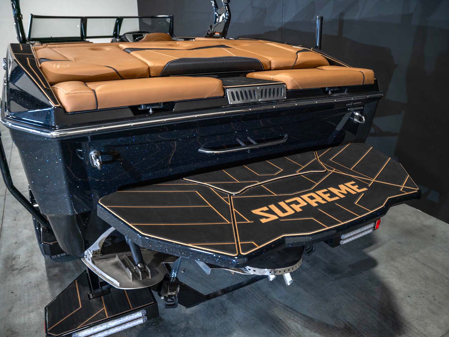 2024 Supreme S240 - Onyx Black / Black Flake - BoardCo