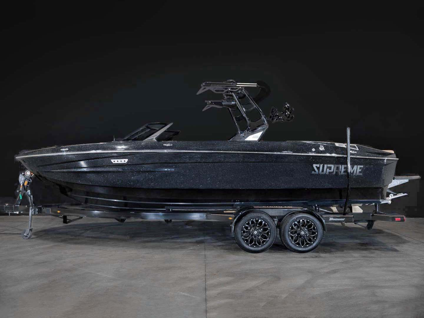 2024 Supreme S240 - Onyx Black / Black Flake - BoardCo