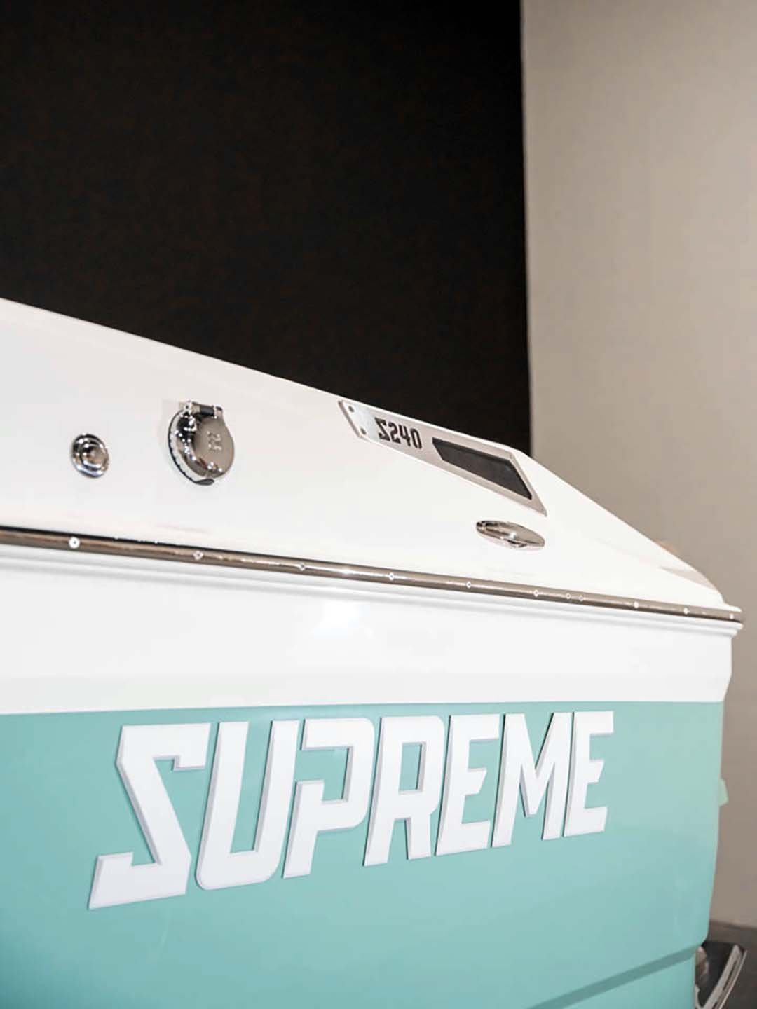 2024 Supreme S240 Spearmint / White - BoardCo