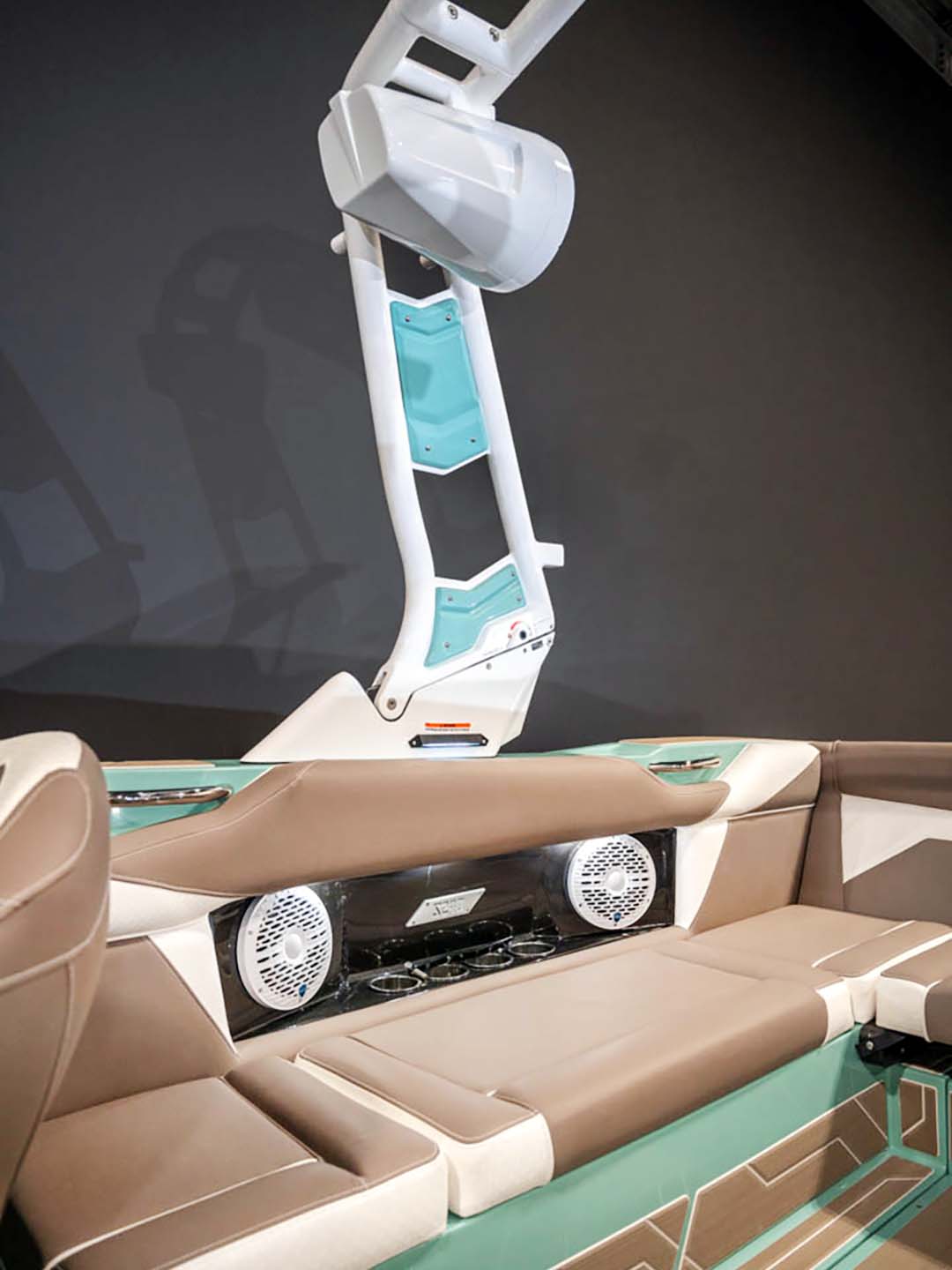 2024 Supreme S240 Spearmint / White - BoardCo