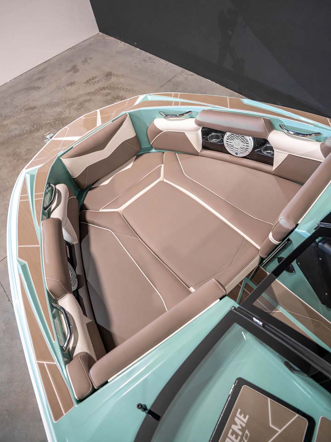2024 Supreme S240 Spearmint / White - BoardCo
