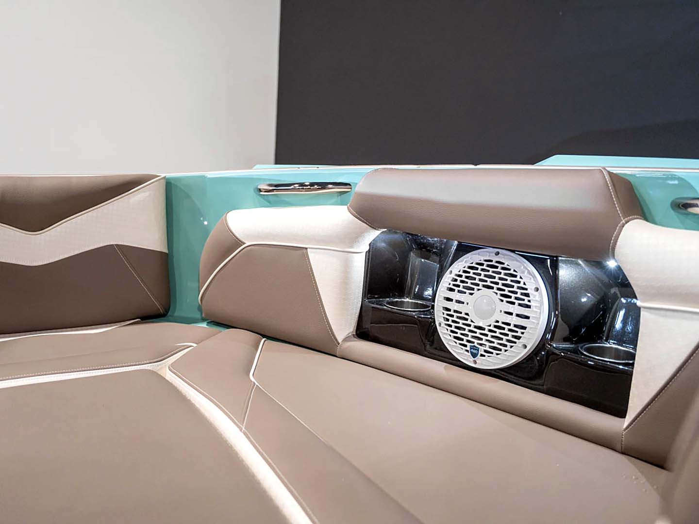 2024 Supreme S240 Spearmint / White - BoardCo