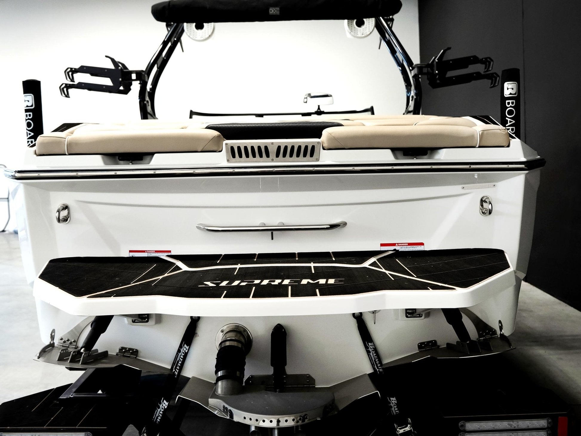2024 Supreme S240 - White Frost - BoardCo