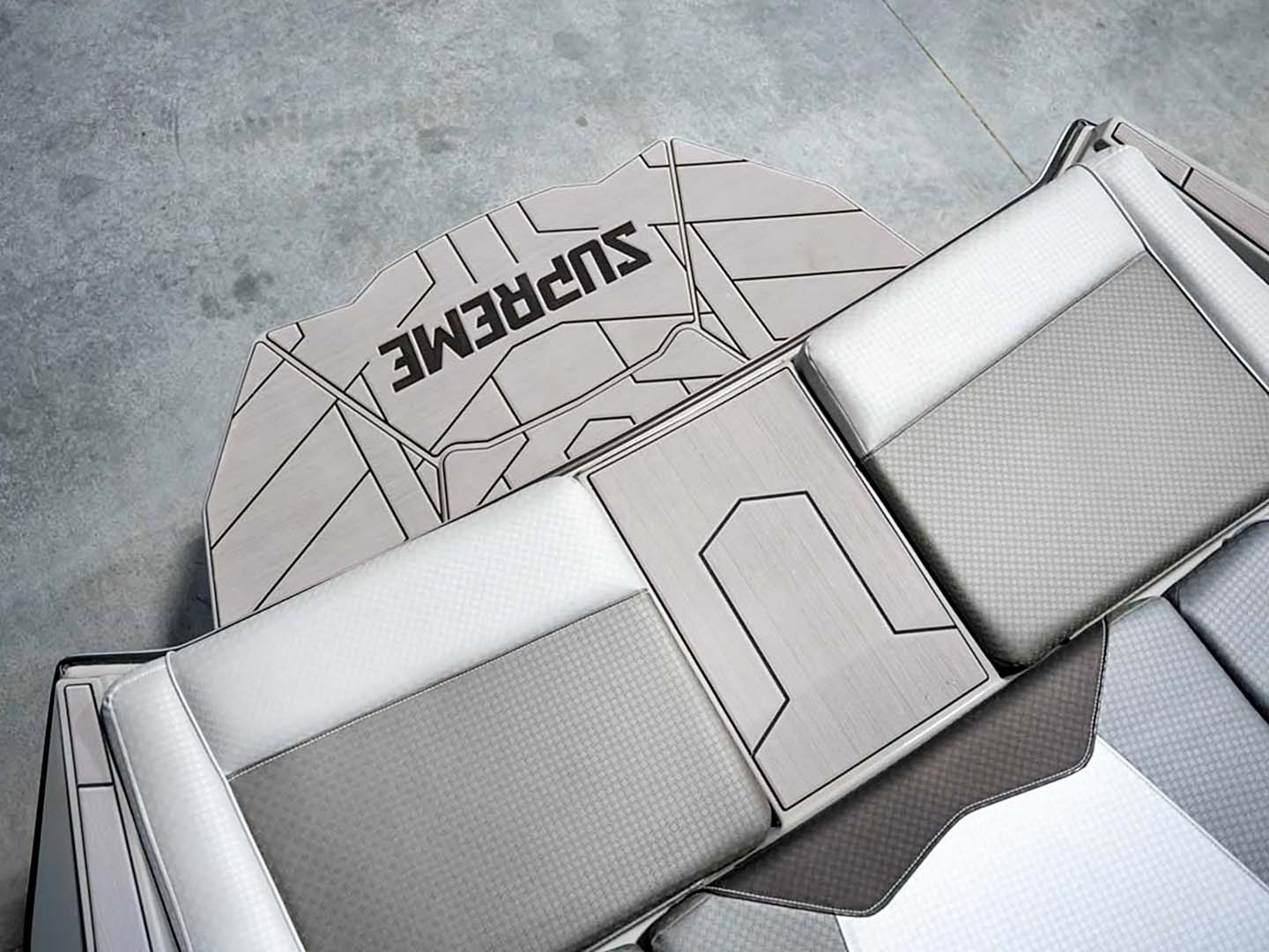 2024 Supreme ZS252 Stone Grey - BoardCo Boats
