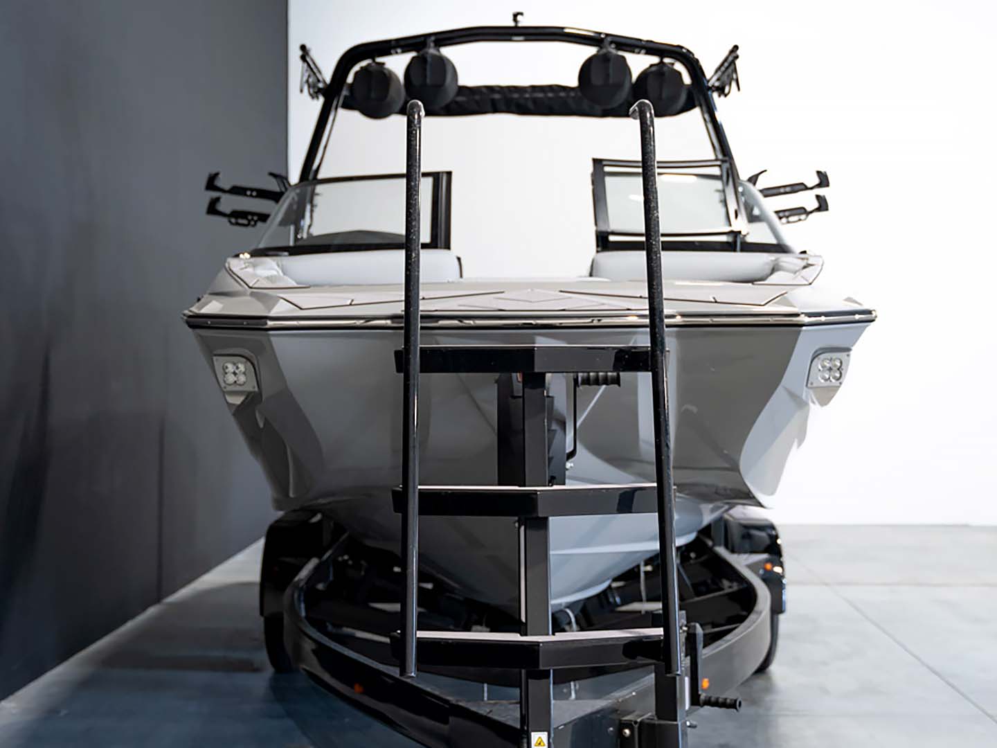 2024 Supreme ZS252 Stone Grey - BoardCo Boats
