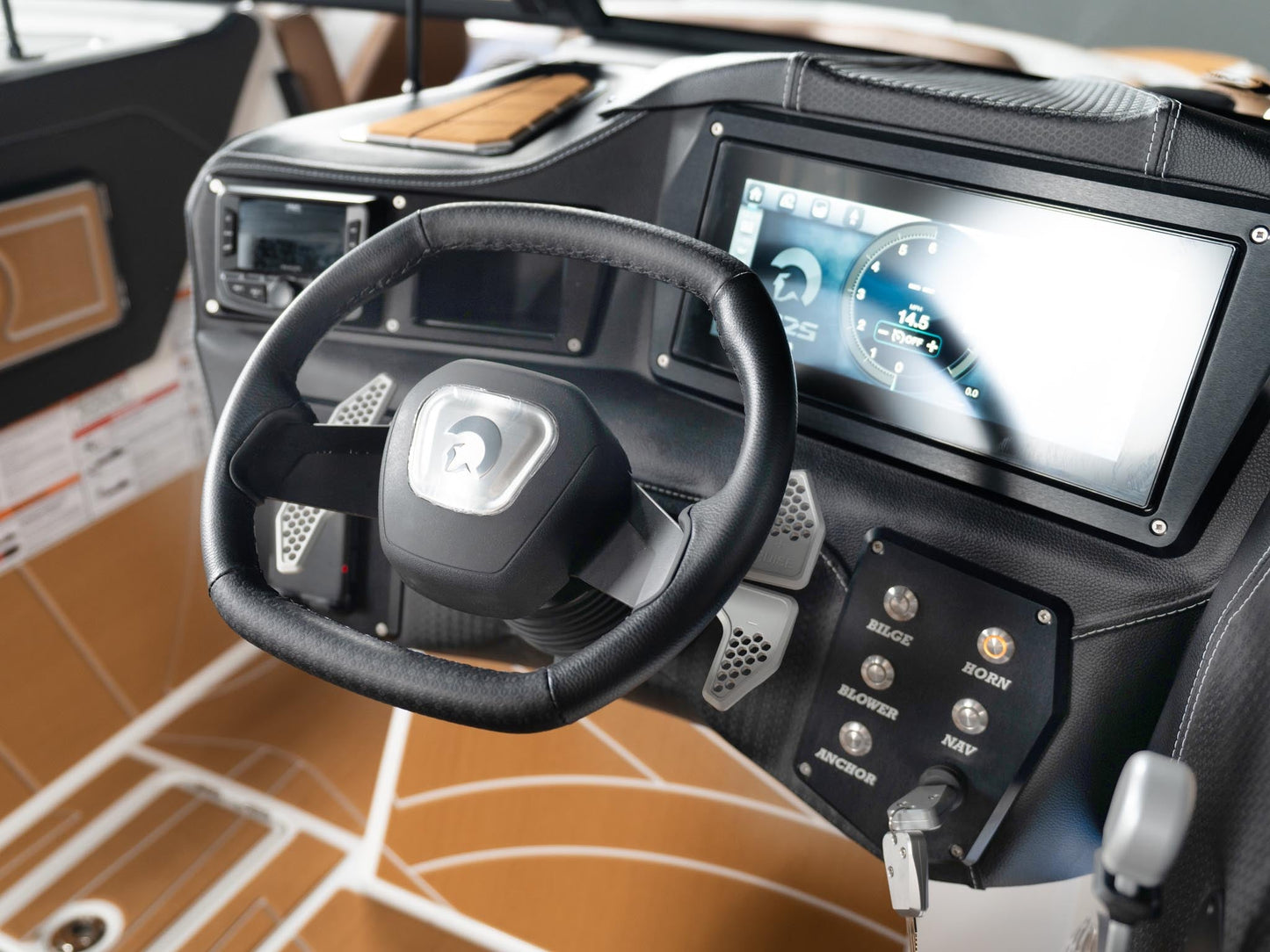 2025 Centurion Fe25 - White Frost / Castano Brown Interior