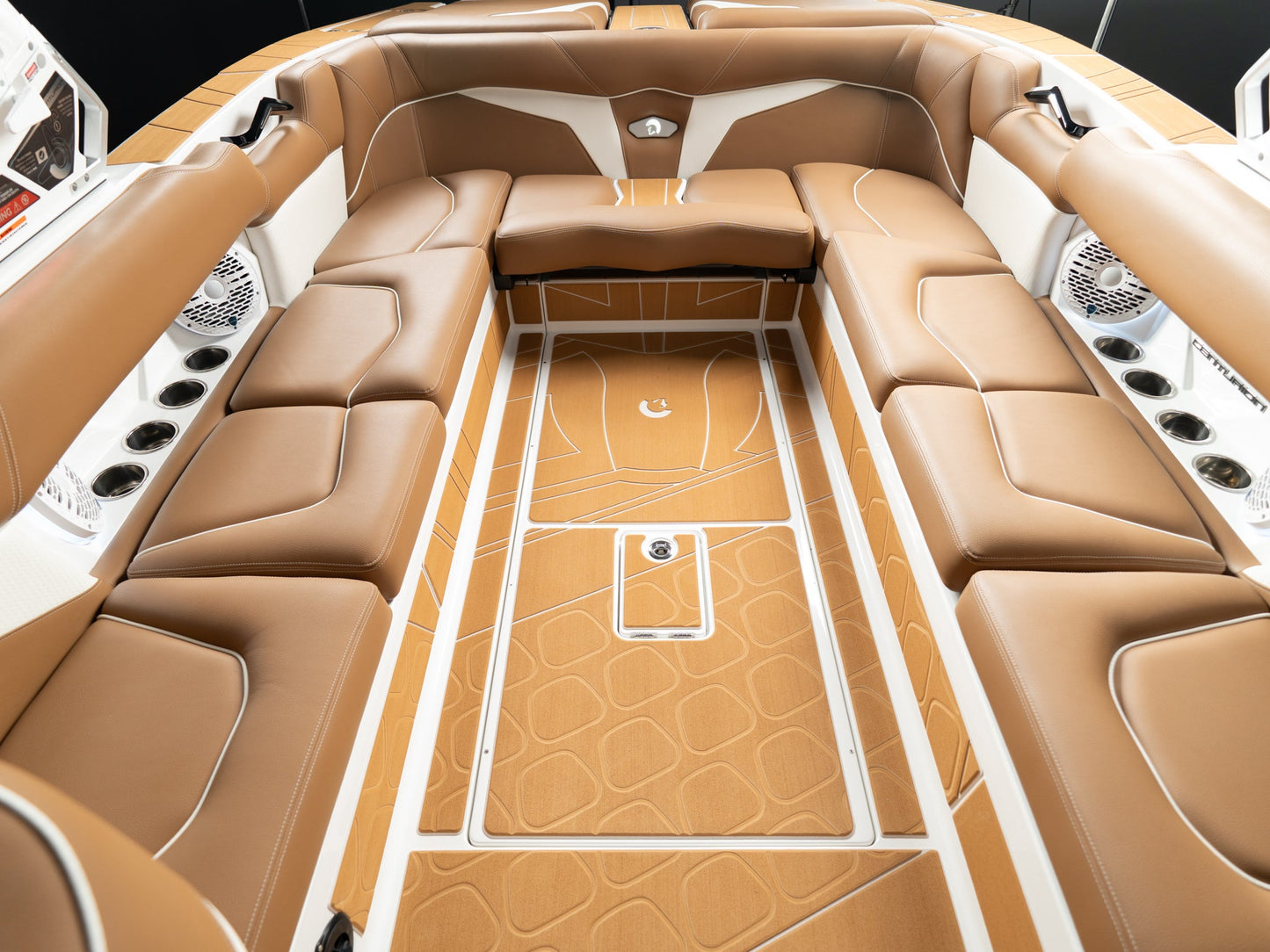 2025 Centurion Fe25 - White Frost / Castano Brown Interior