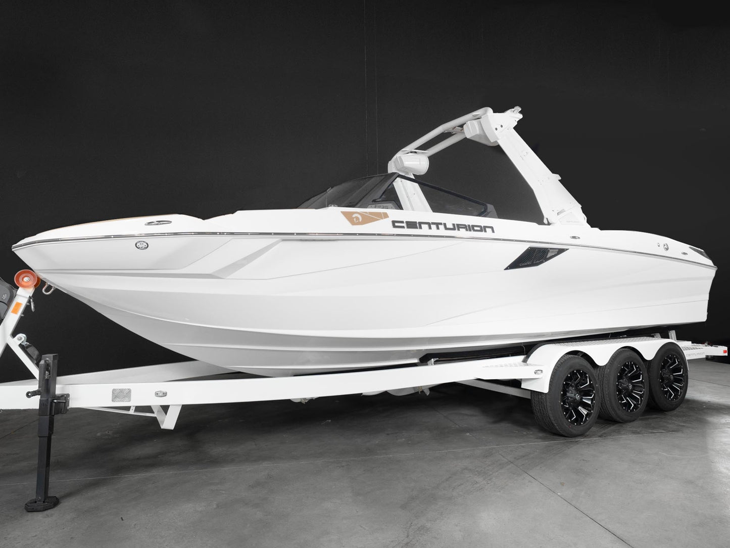 2025 Centurion Fe25 - White Frost / Castano Brown Interior