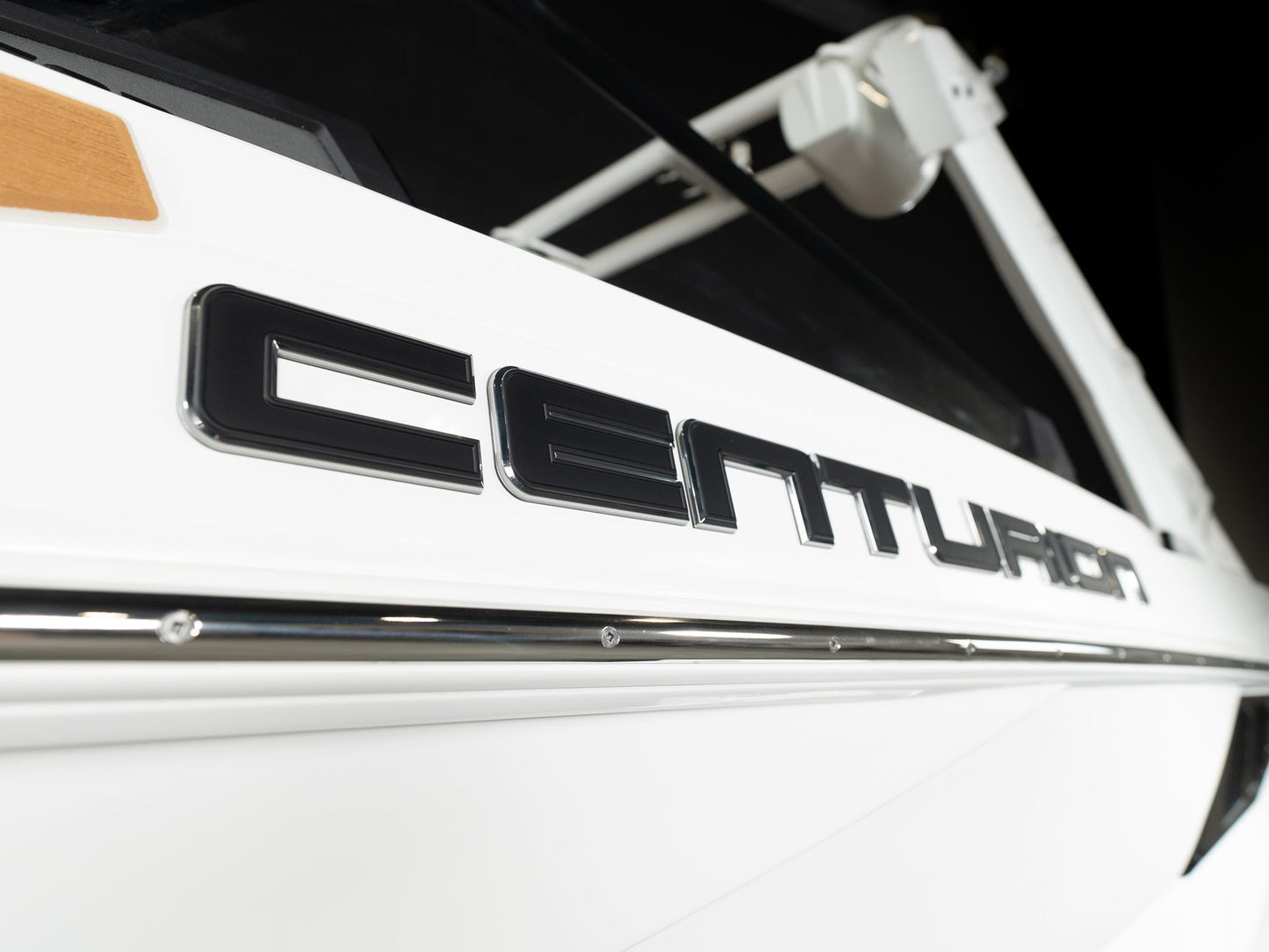 2025 Centurion Fe25 - White Frost / Castano Brown Interior