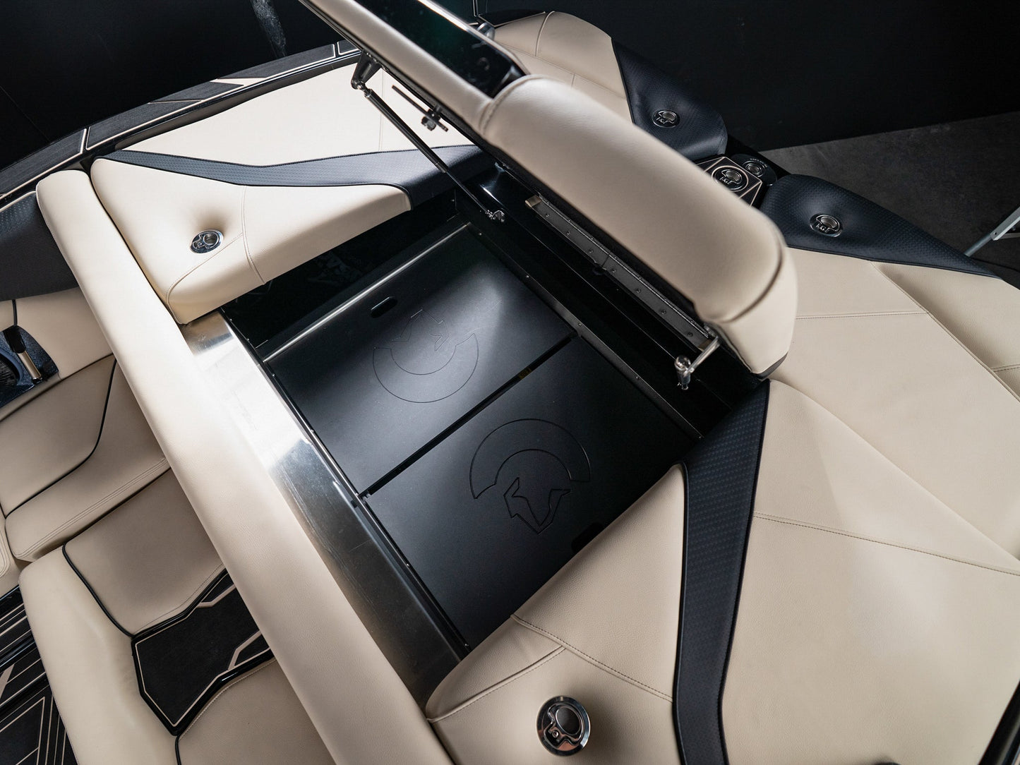 2025 Centurion Nv233 - Onyx Black / Gunmetal Flake