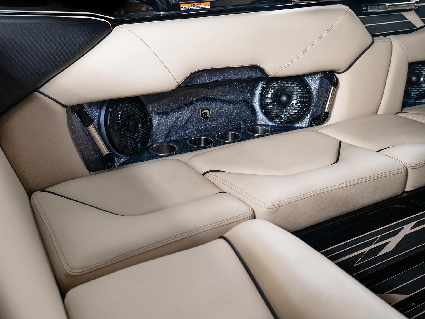 2025 Centurion Nv233 - Onyx Black / Gunmetal Flake