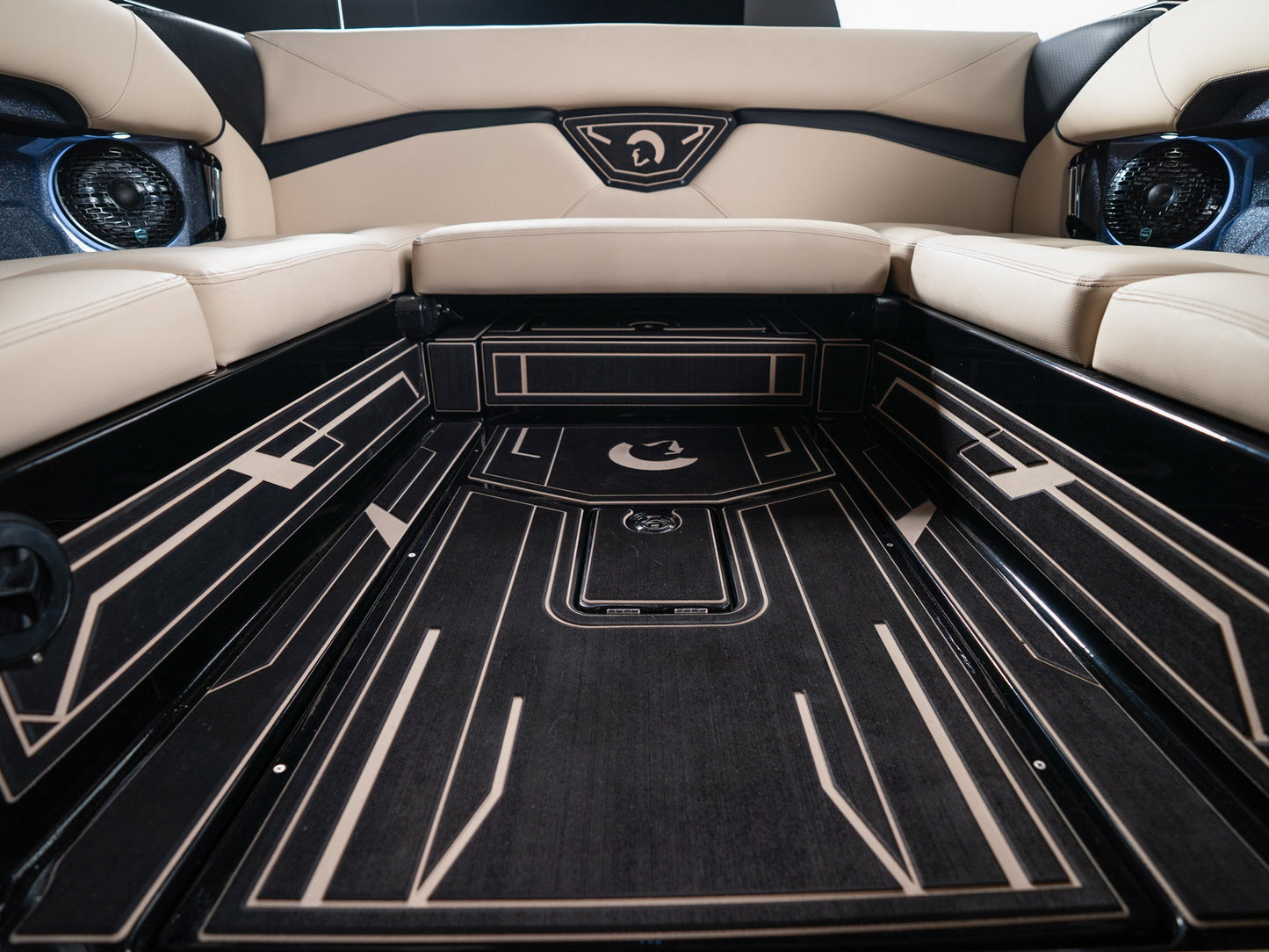2025 Centurion Nv233 - Onyx Black / Gunmetal Flake