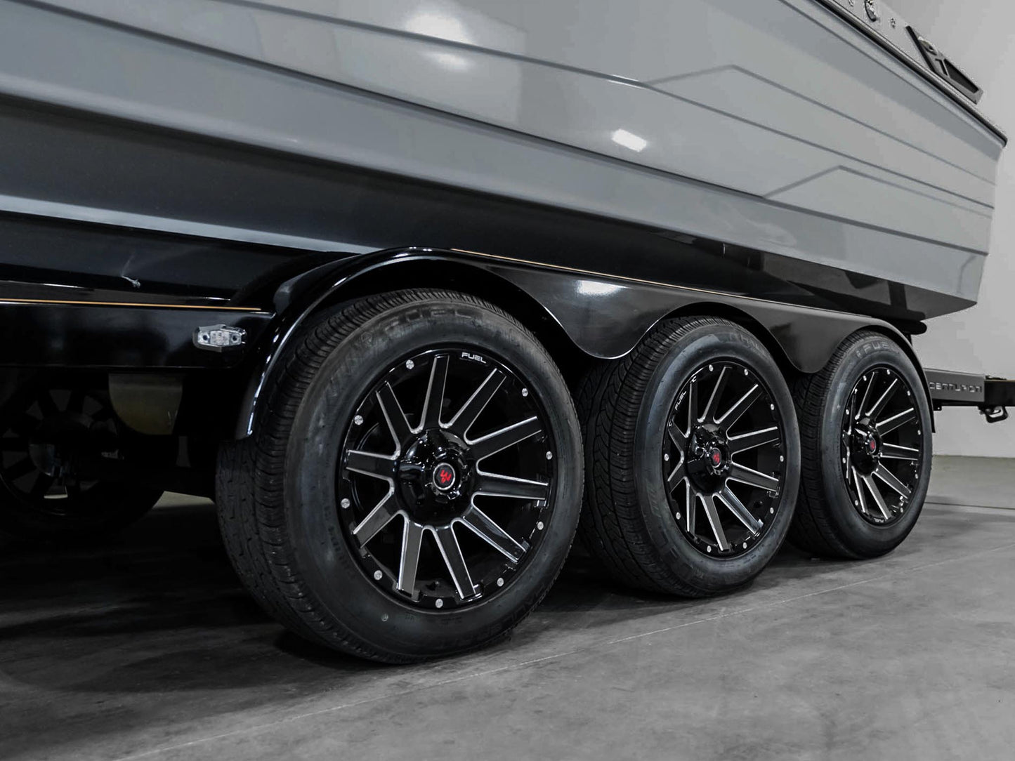 2025 Centurion Ri230 - Stone Gray / Mocha
