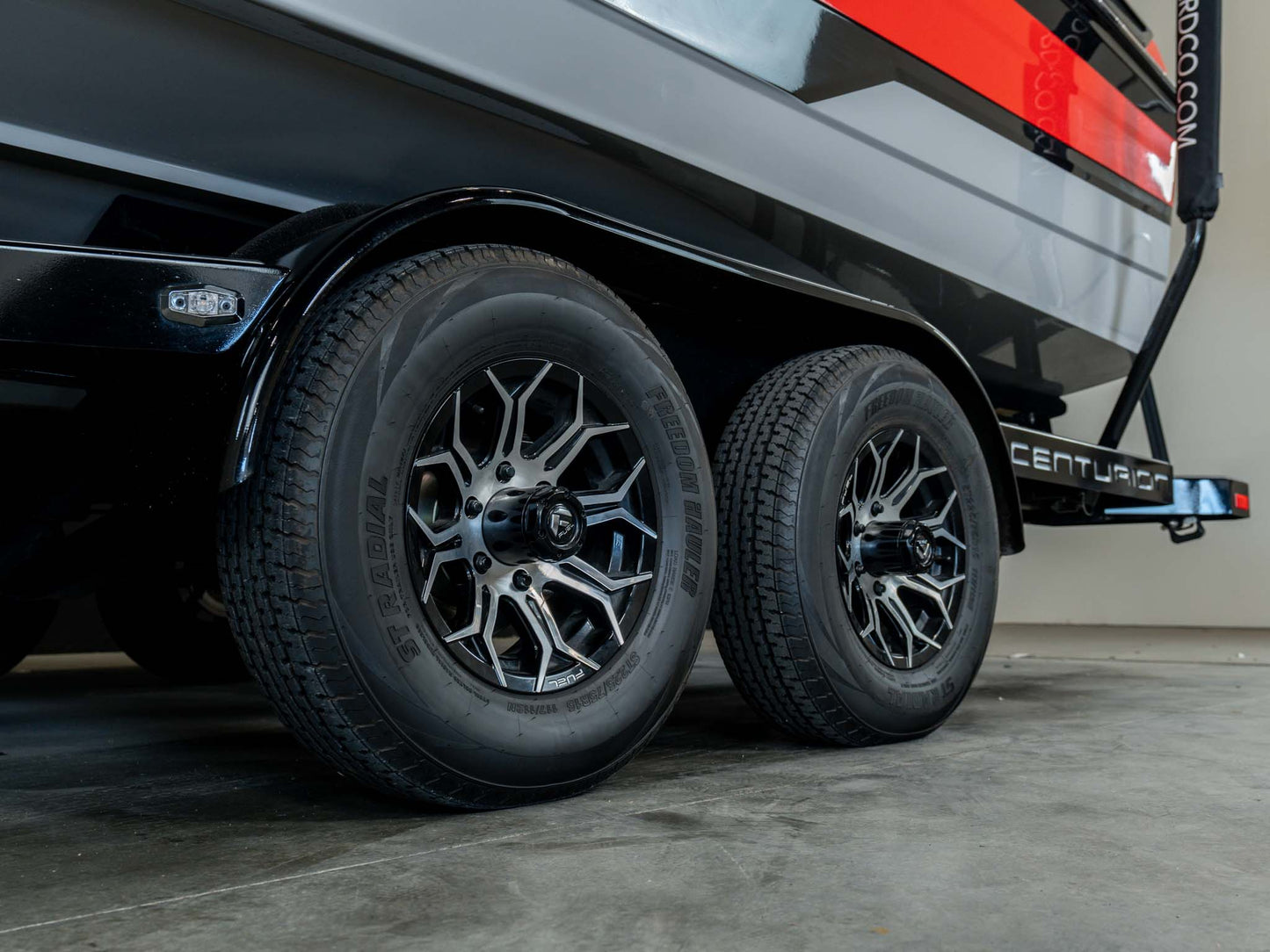 2025 Centurion Ri245 - Red Flake / Gray / Black