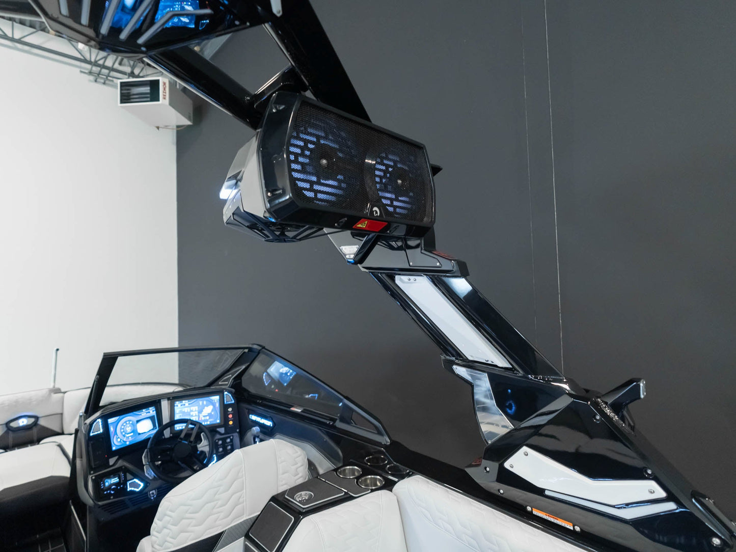 2025 Centurion Ri245 - White Frost / Onyx Black