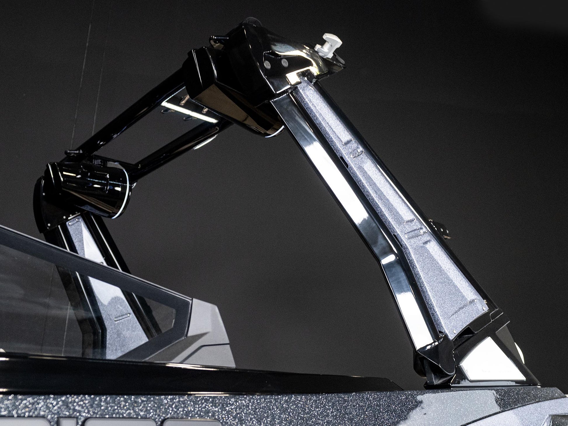 2025 Centurion Fe23 - Black / Black Flake - BoardCo Boats