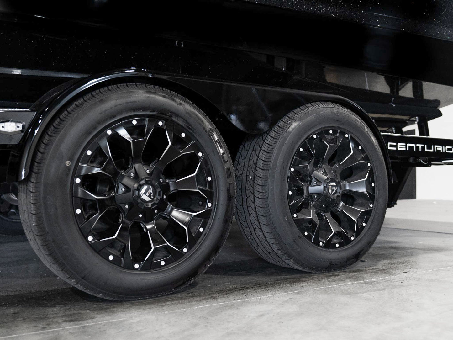 2025 Centurion Fe23 - Black Metal Flake / Onyx Black - BoardCo Boats