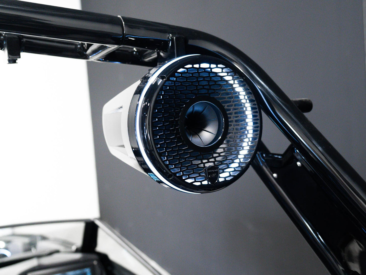 2025 Centurion Fe23 - Black Metal Flake / Onyx Black - BoardCo Boats