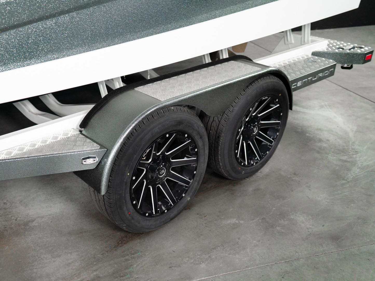 2025 Centurion Fe23 - Olive Flake / White Frost - BoardCo Boats