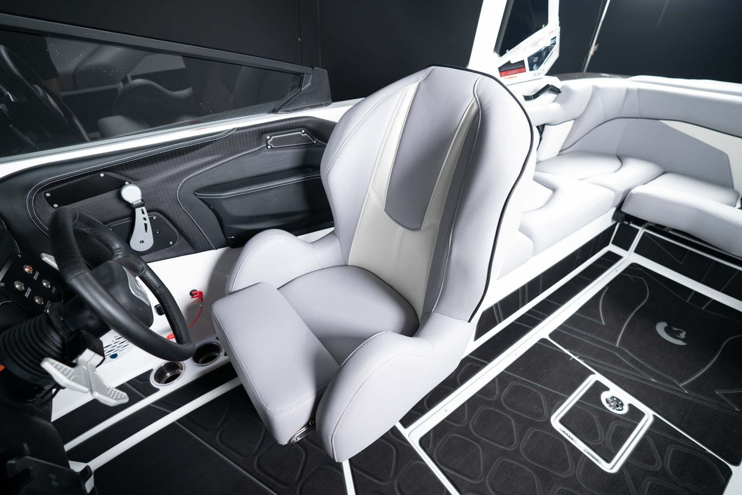 2025 Centurion Fe23 - White Stormtrooper - BoardCo Boats
