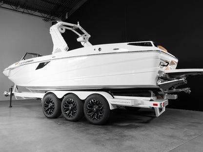 2025 Centurion Fe25 - White Frost / Castano Brown Interior - BoardCo Boats