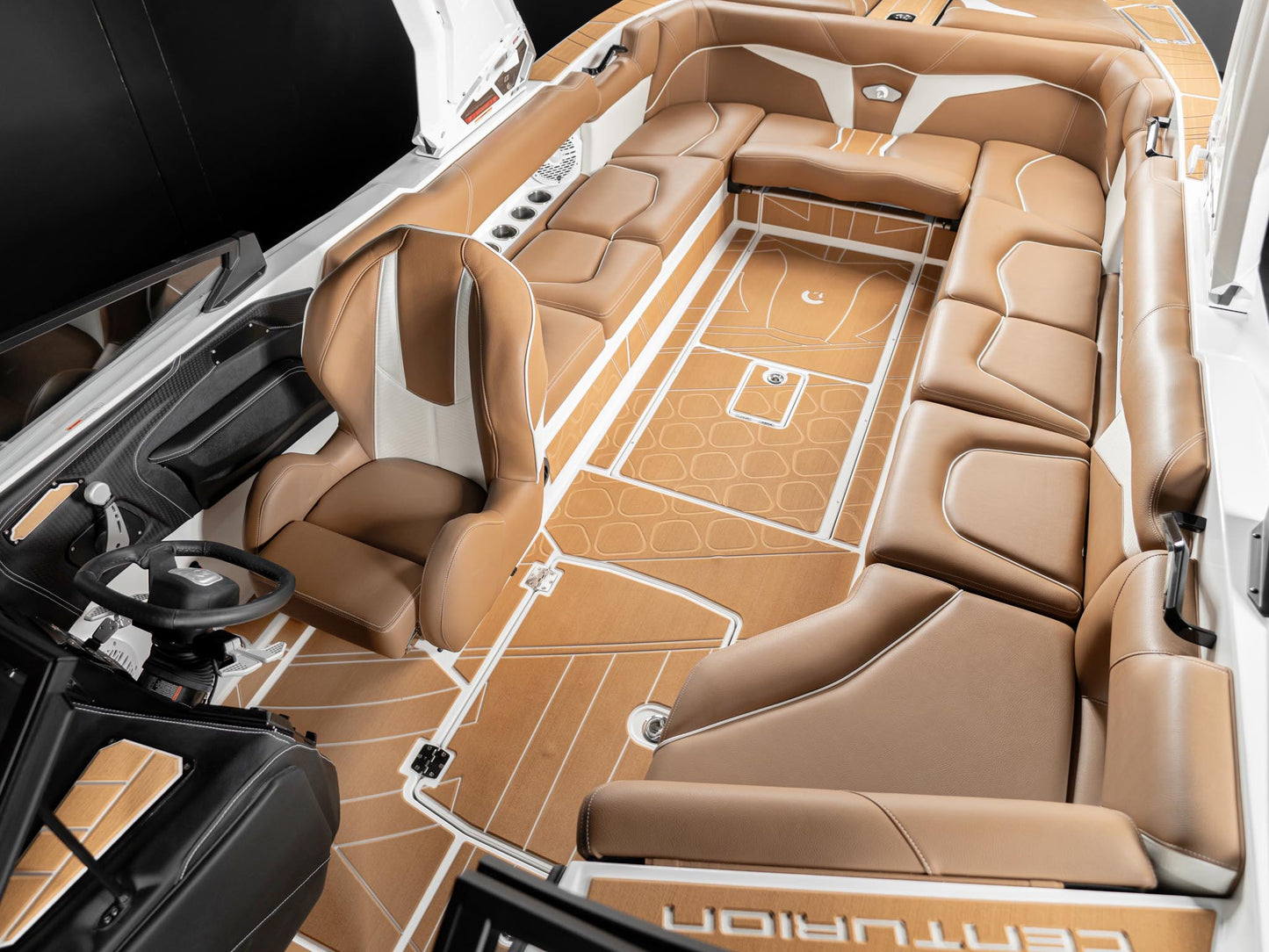 2025 Centurion Fe25 - White Frost / Castano Brown Interior - BoardCo Boats