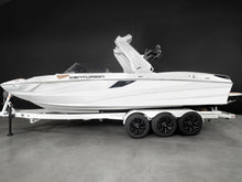 2025 Centurion Fe25 - White Frost / Castano Brown Interior - BoardCo Boats