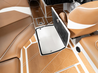 2025 Centurion Fe25 - White Frost / Castano Brown Interior - BoardCo Boats