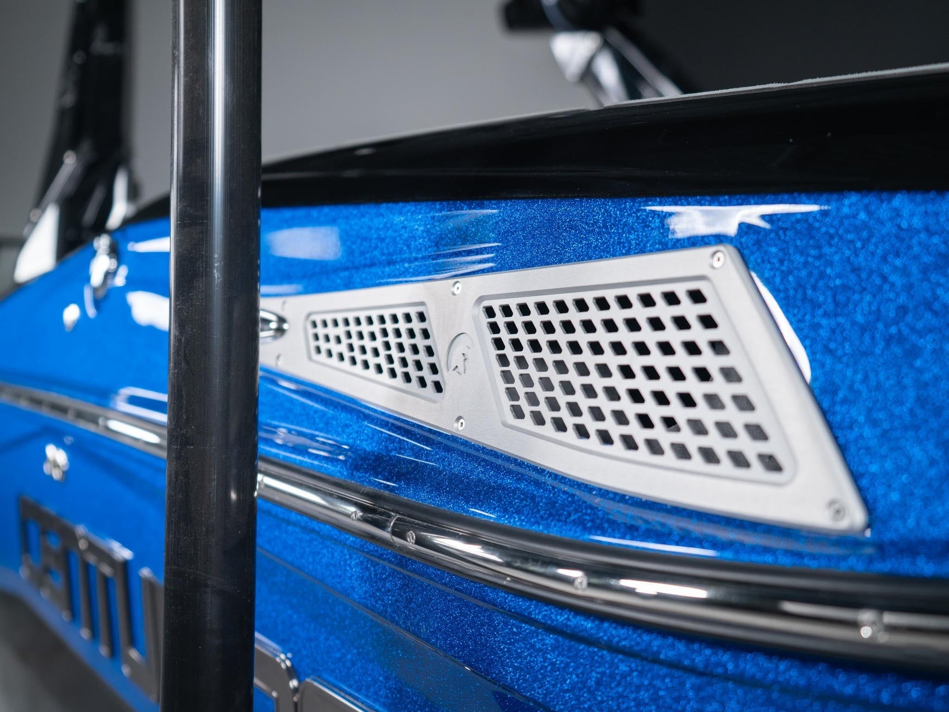 2025 Centurion NV233 - Canadian Blue / Black - BoardCo Boats