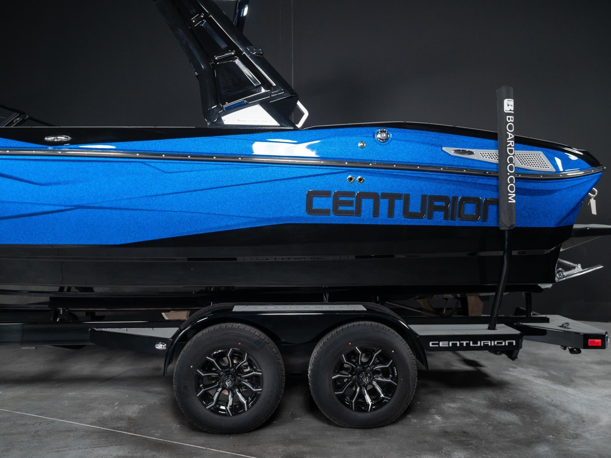 2025 Centurion NV233 - Canadian Blue / Black - BoardCo Boats
