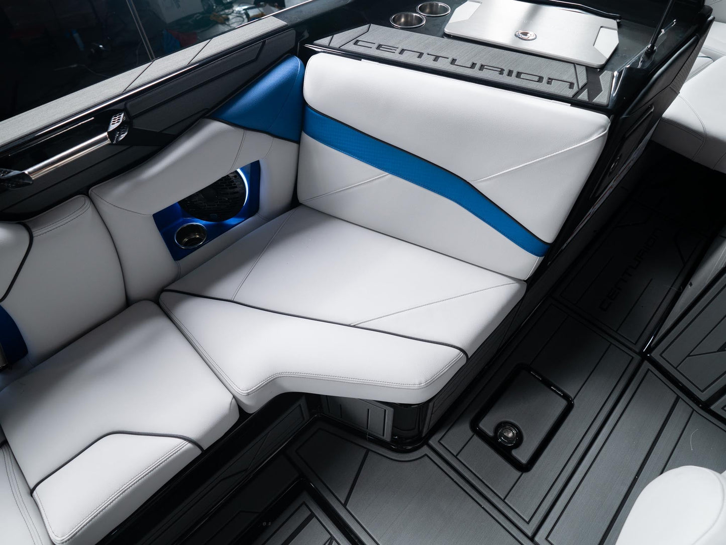 2025 Centurion NV233 - Canadian Blue / Black - BoardCo Boats