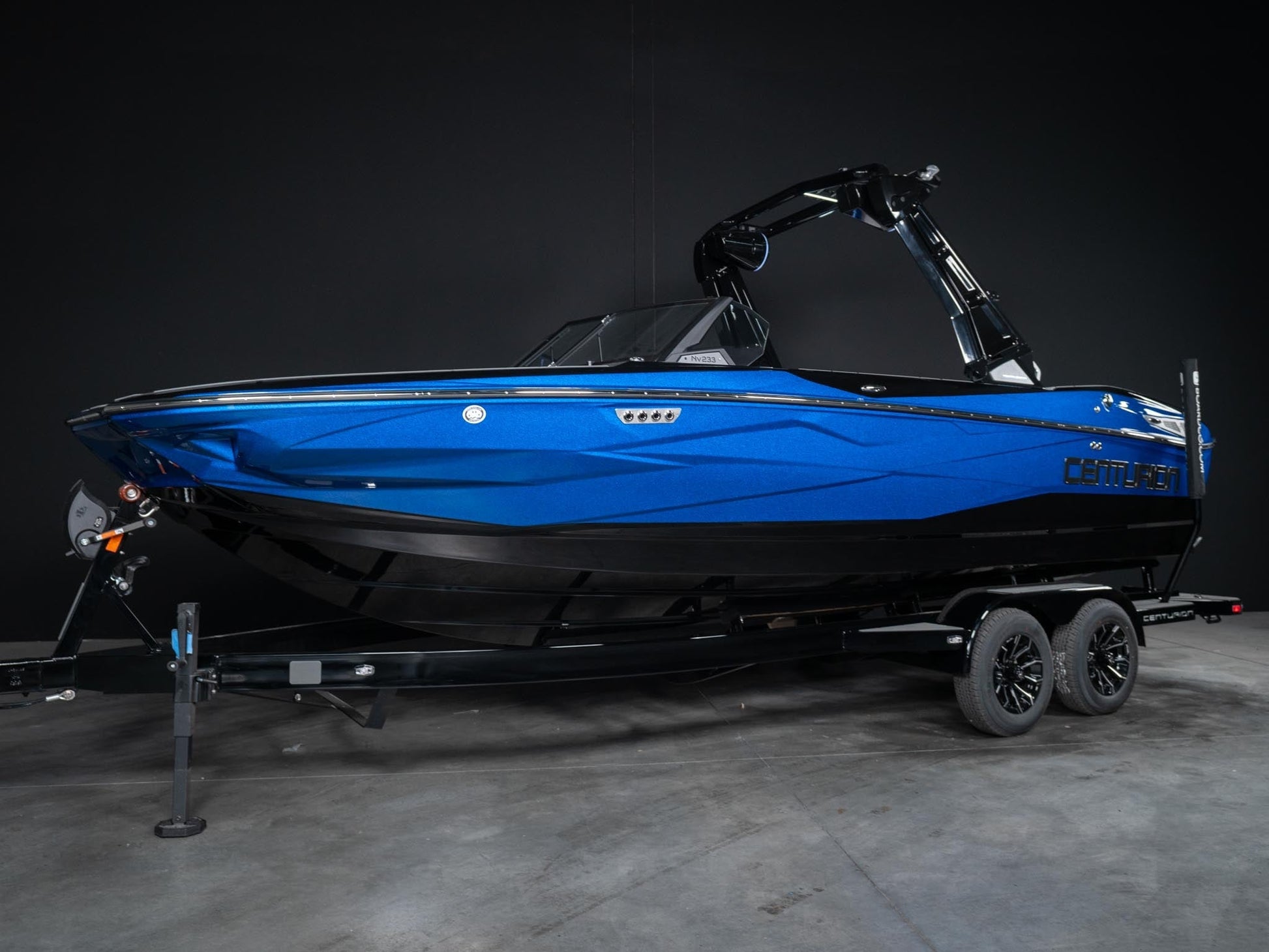 2025 Centurion NV233 - Canadian Blue / Black - BoardCo Boats