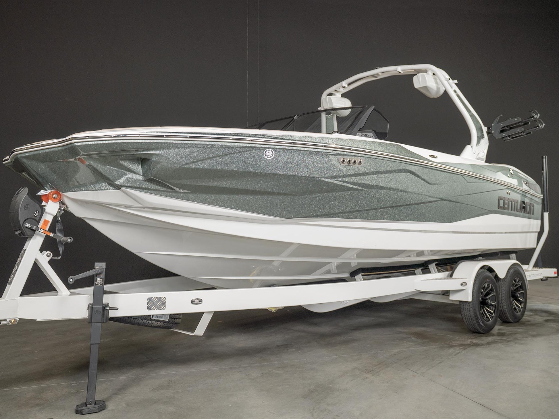 2025 Centurion NV233 - Olive Flake / White - BoardCo Boats