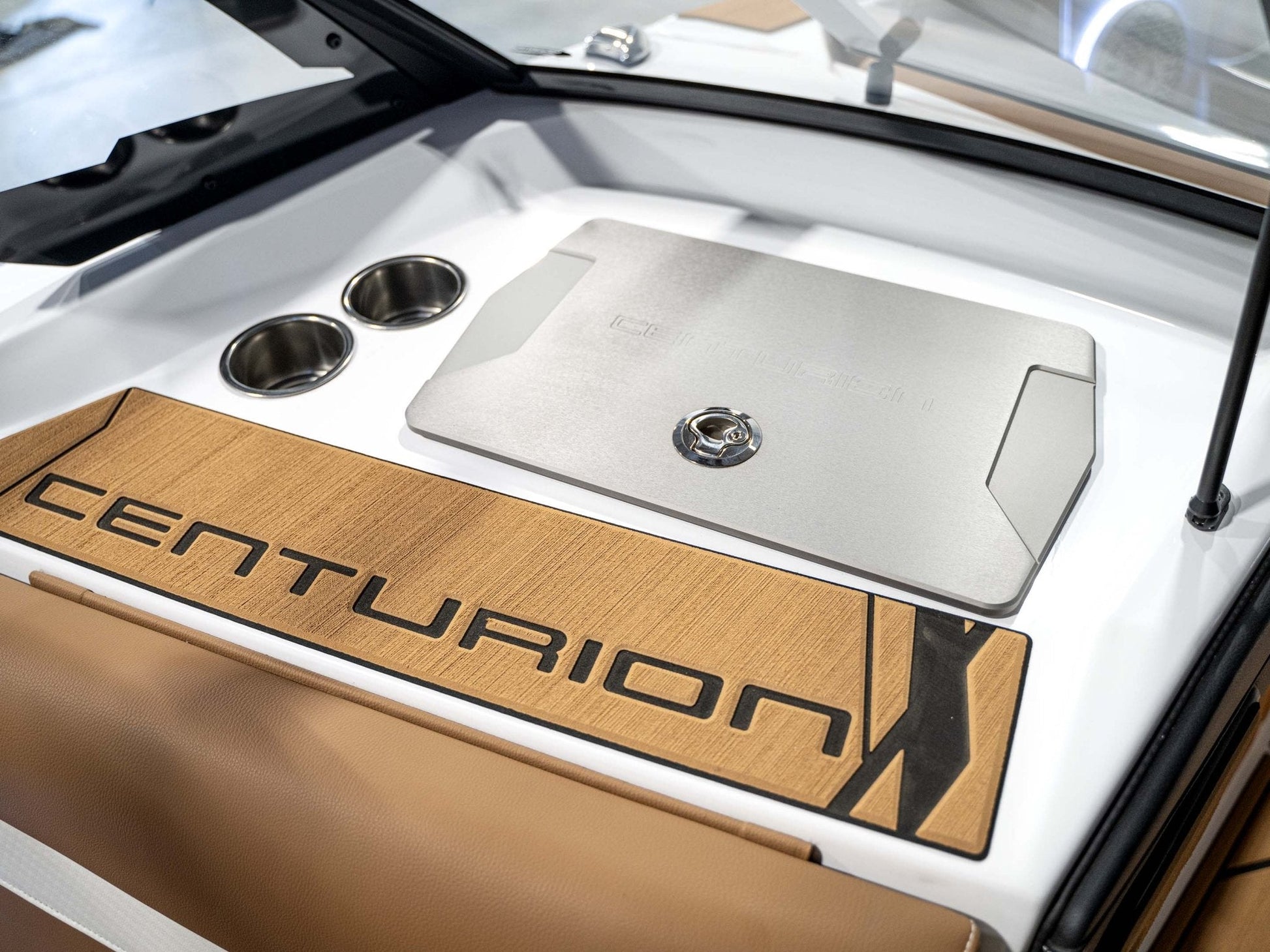 2025 Centurion Nv233 - White Frost / Castano Brown - BoardCo Boats