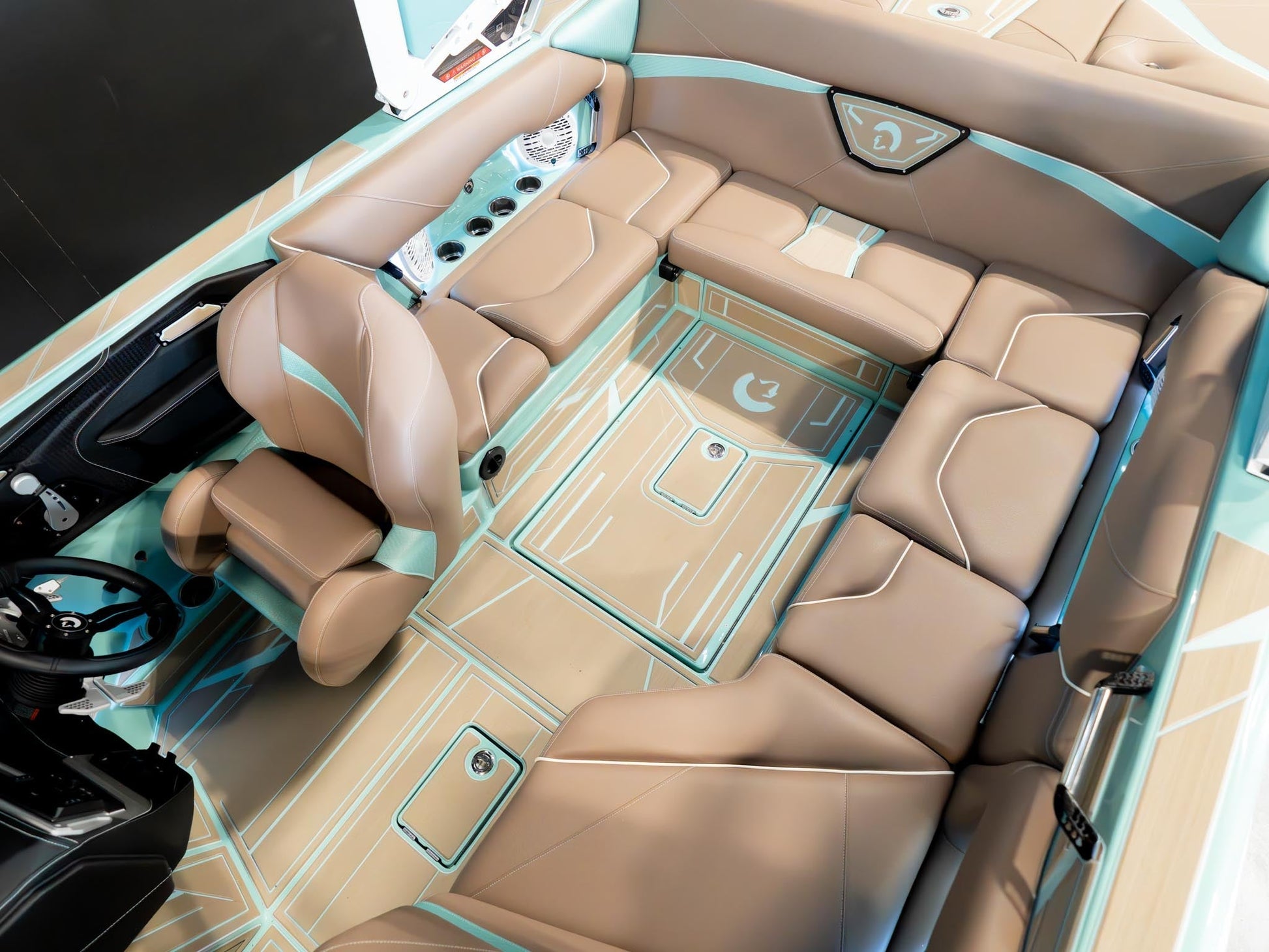 2025 Centurion NV233 - White / Spearmint - BoardCo Boats