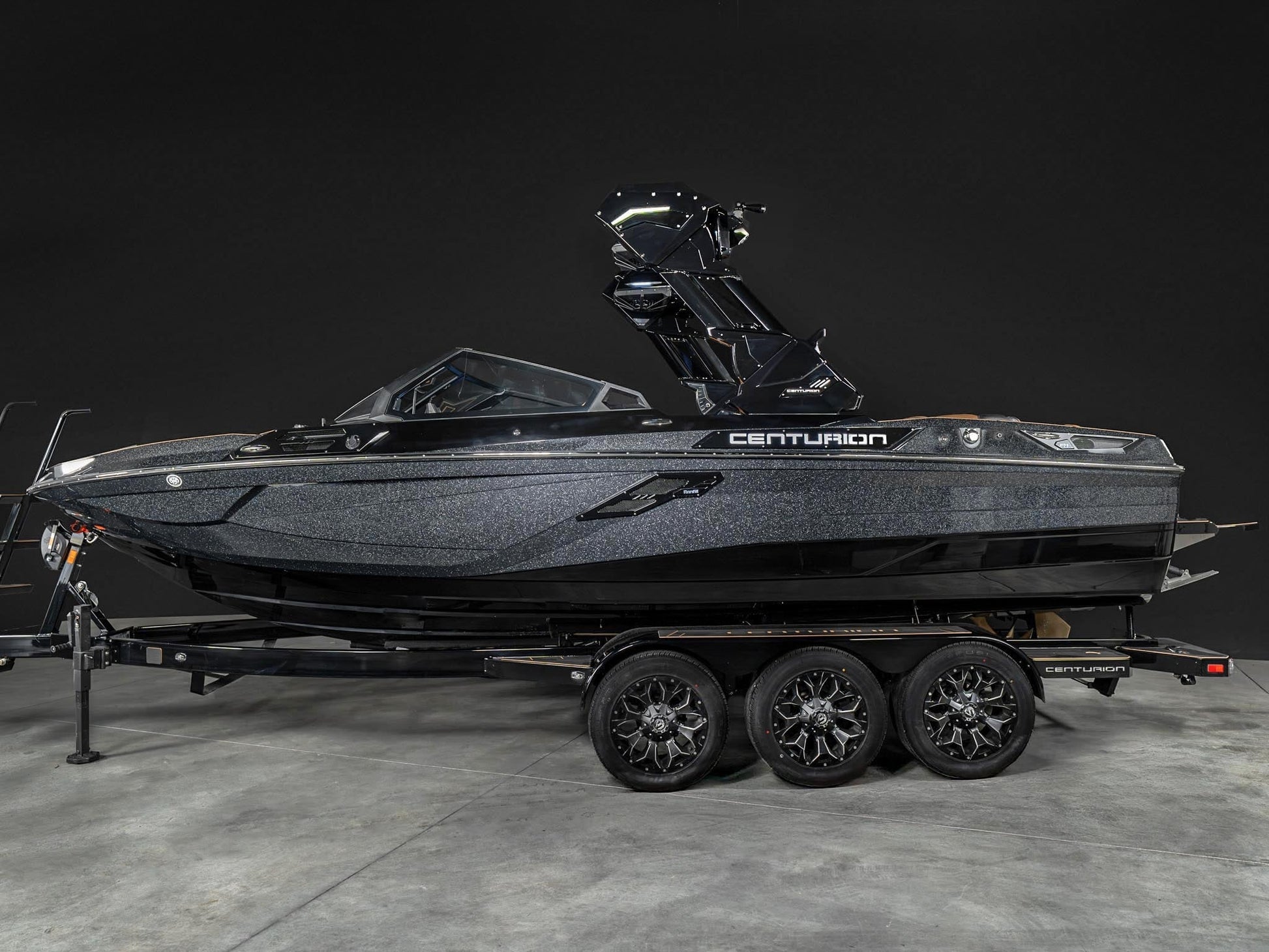 2025 Centurion Ri230 - Black / Black Metal Flake - BoardCo Boats