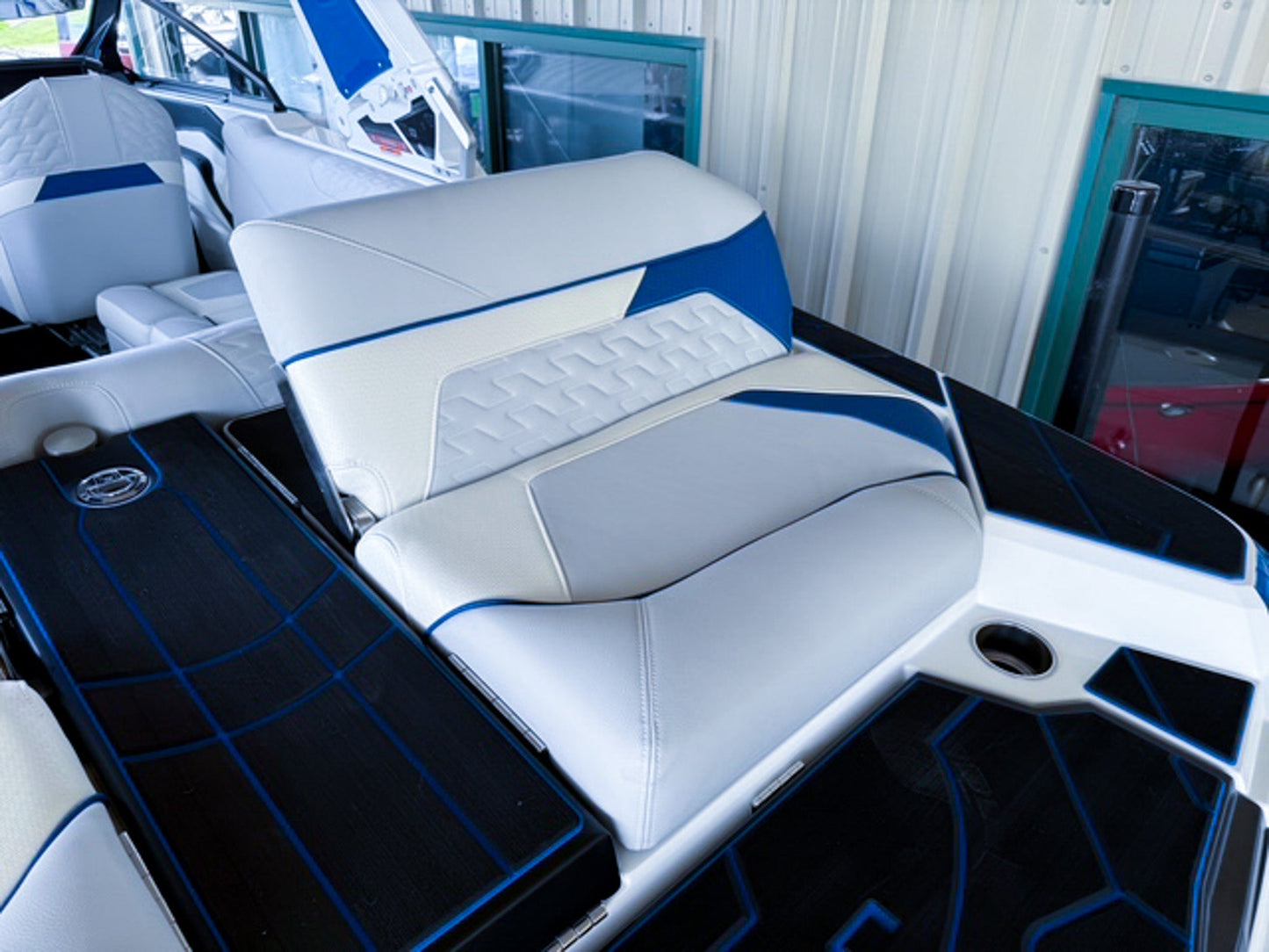 2025 Centurion Ri230 - Marina Blue / White - BoardCo Boats