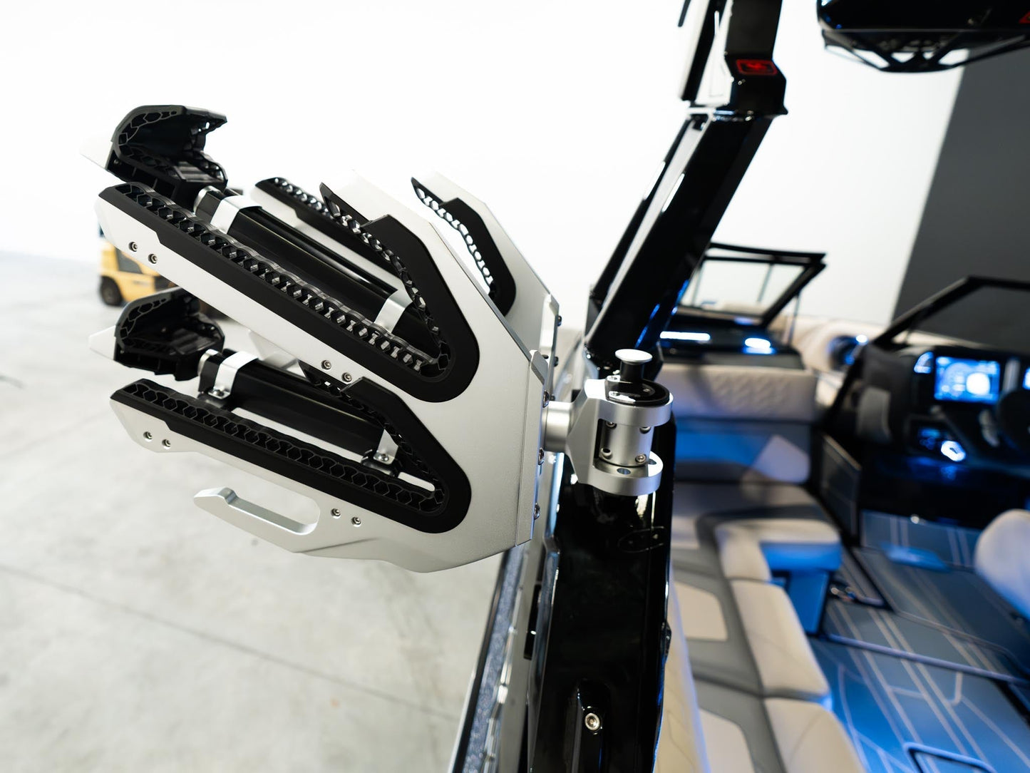 2025 Centurion Ri230 - Onyx Black / Gunmetal Flake - BoardCo