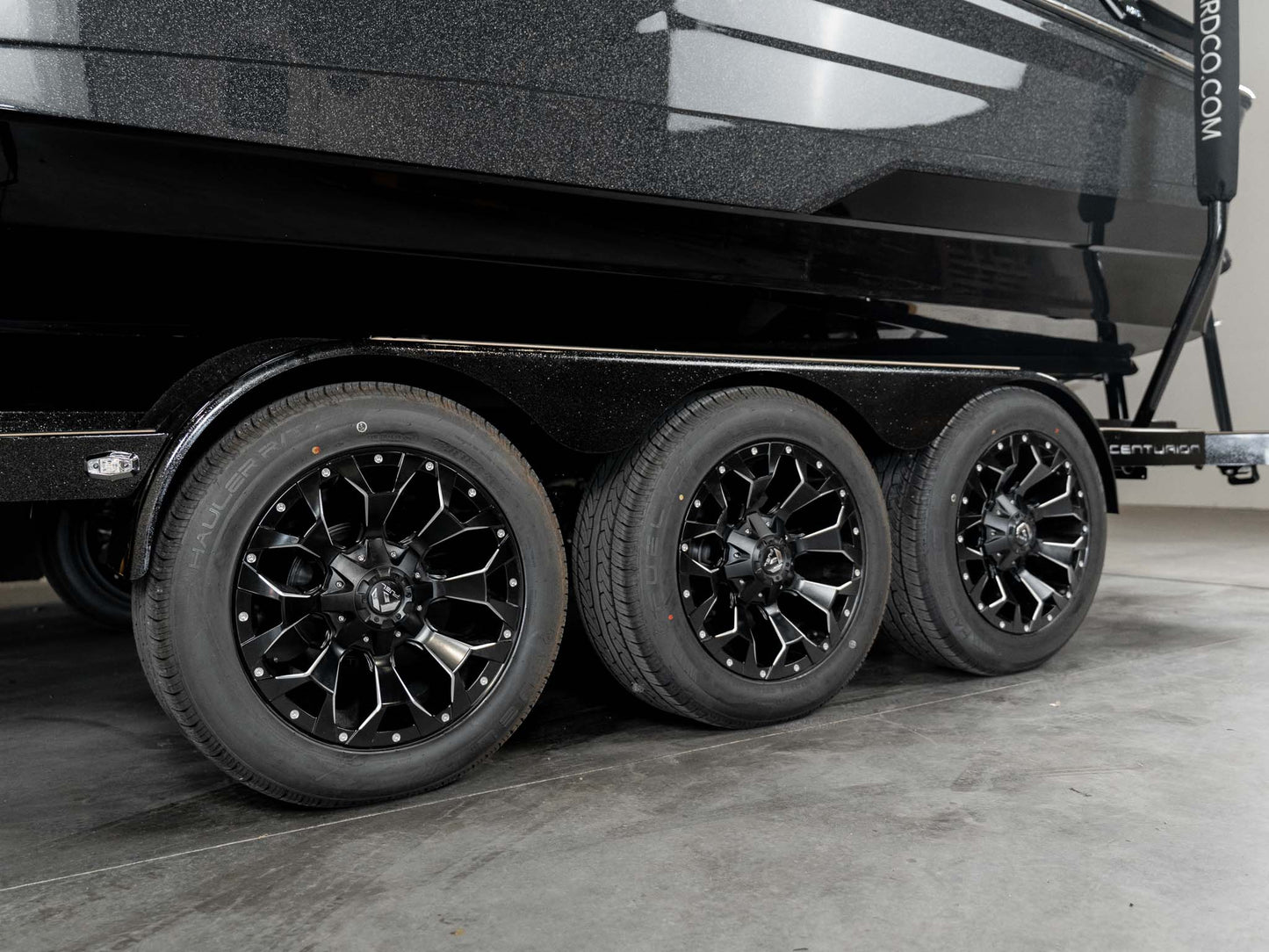 2025 Centurion Ri245 - Black / Black Metal Flake / Light Tan - BoardCo Boats