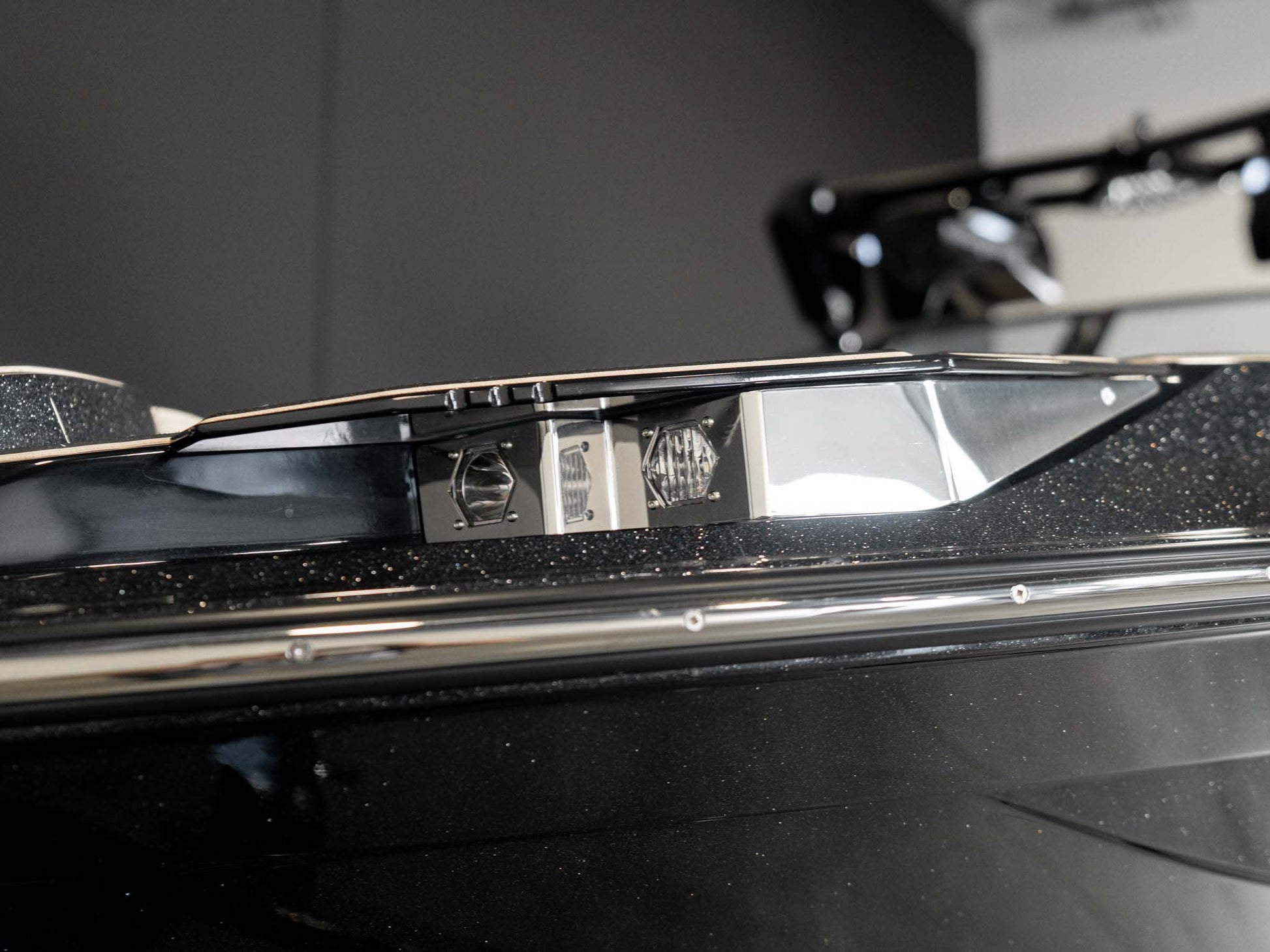 2025 Centurion Ri245 - Black / Black Metal Flake / Light Tan - BoardCo Boats