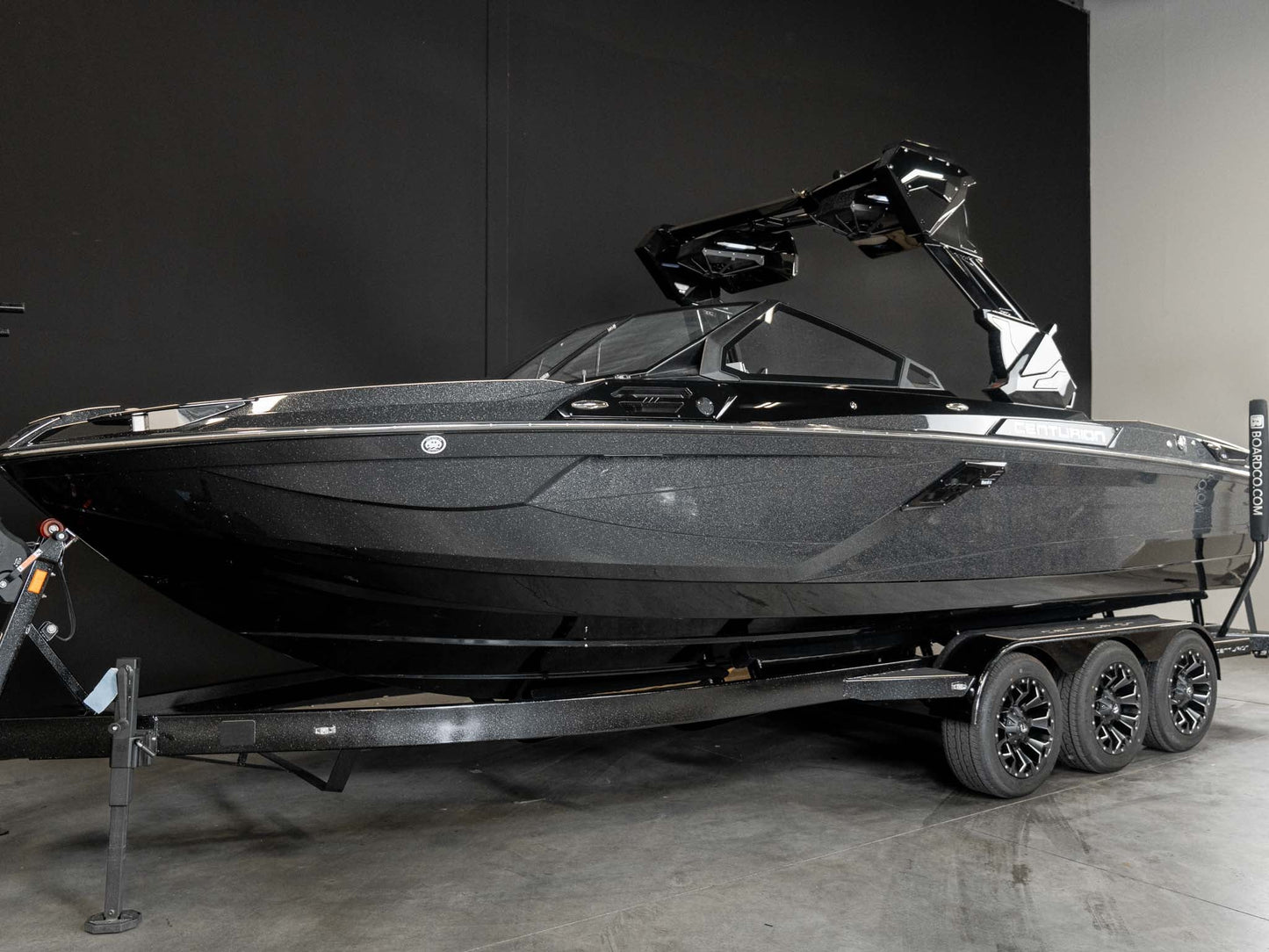 2025 Centurion Ri245 - Black / Black Metal Flake / Light Tan - BoardCo Boats