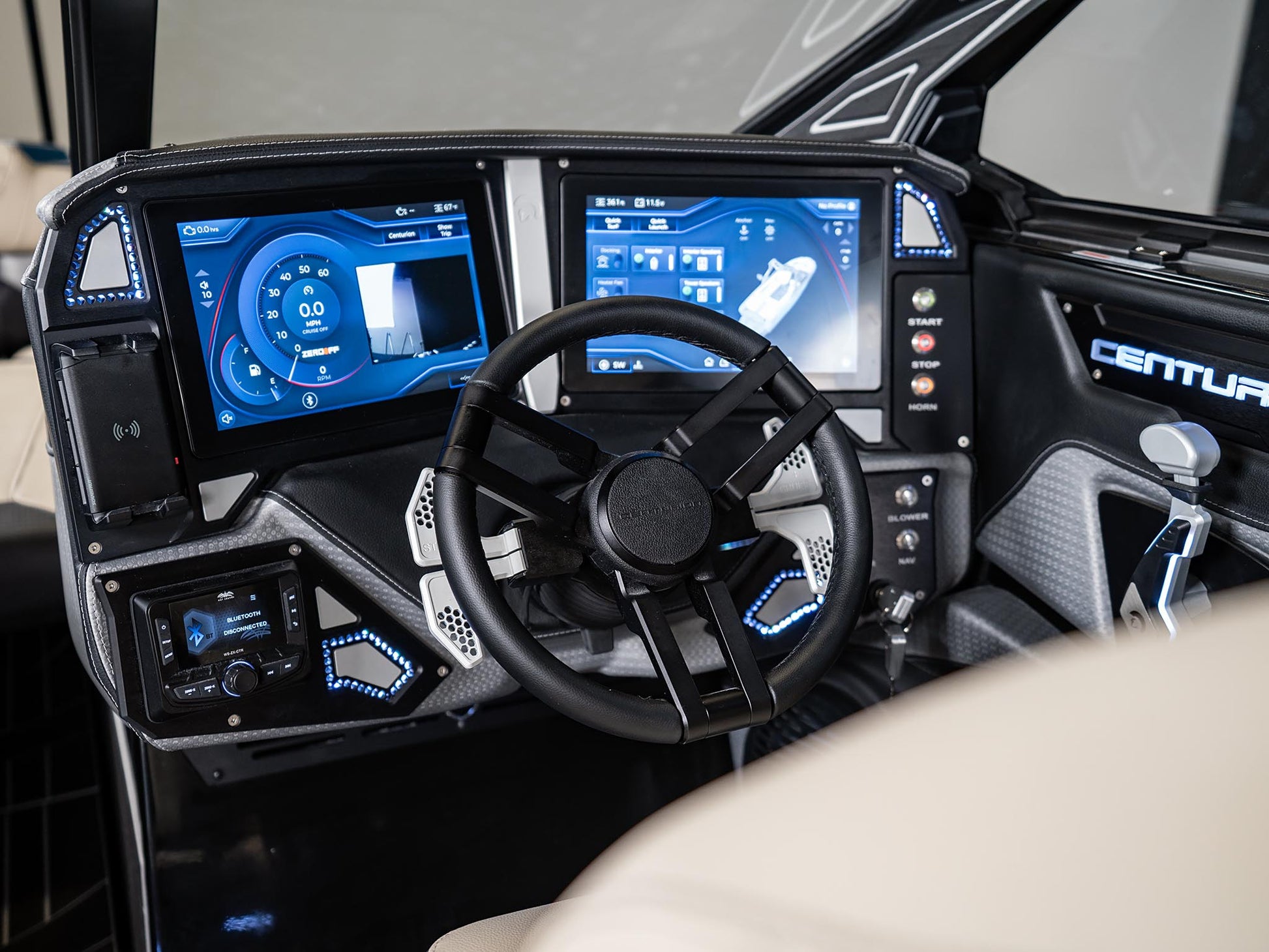 2025 Centurion Ri245 - Blue Flake / Black - BoardCo Boats