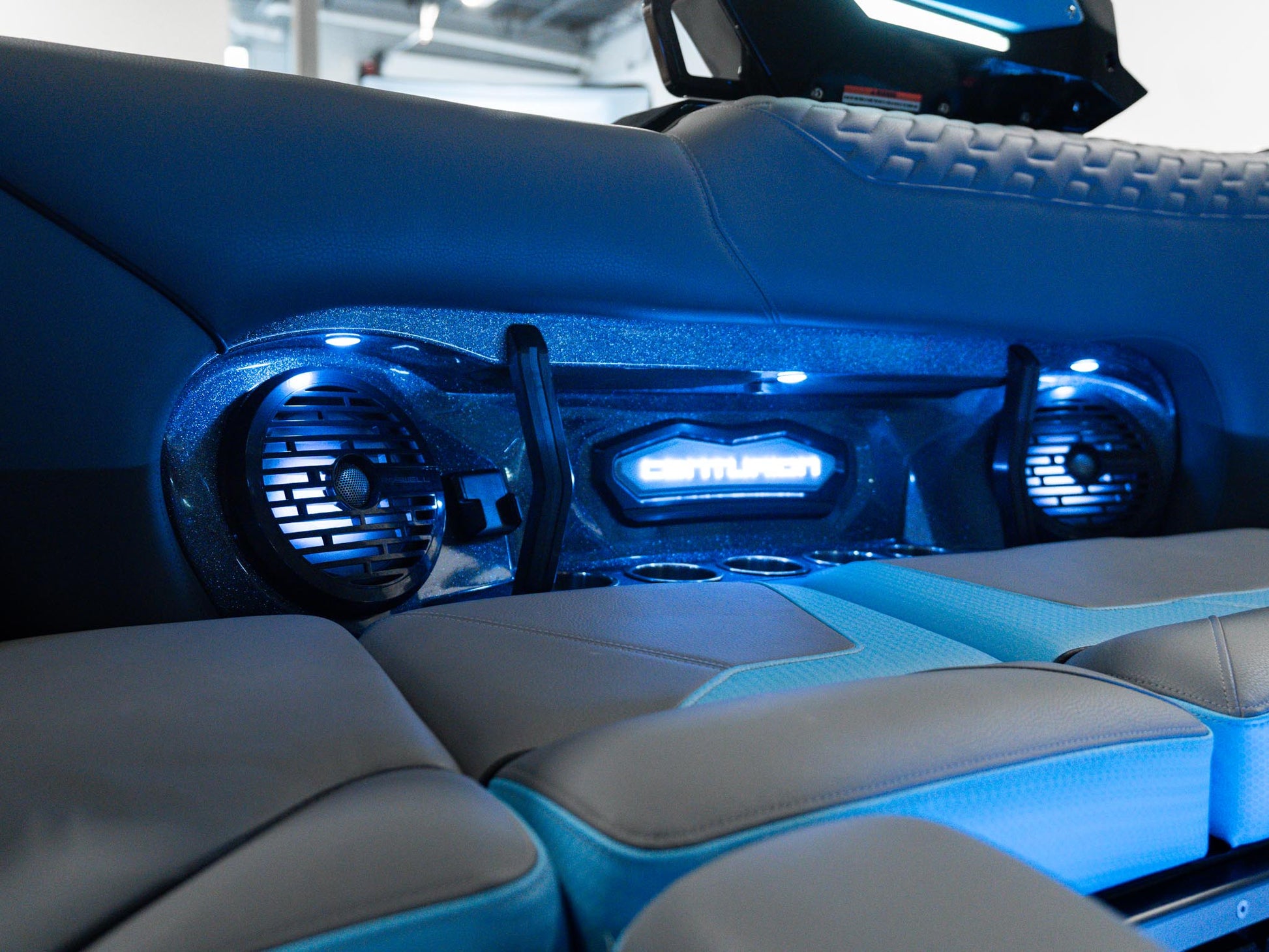 2025 Centurion Ri245 - Mist Blue / Gunmetal Flake / Onyx Black - BoardCo Boats